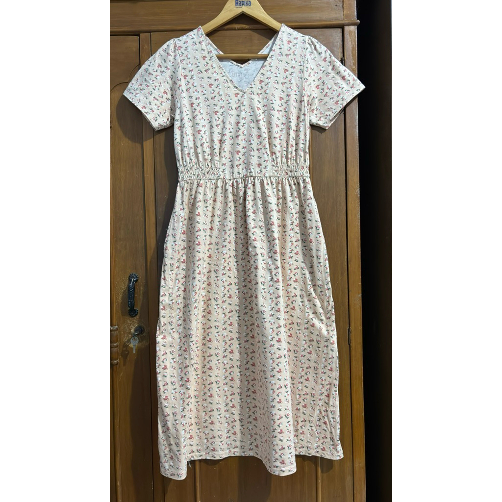 Dress Kaos Uniqlo x Paul & Joe