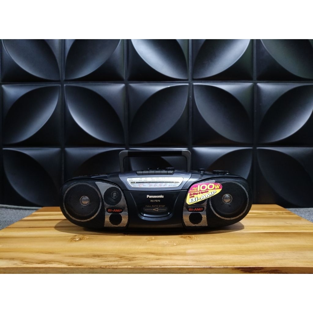 Compo Panasonic RX-FS70 Compact Stereo Radio Cassette