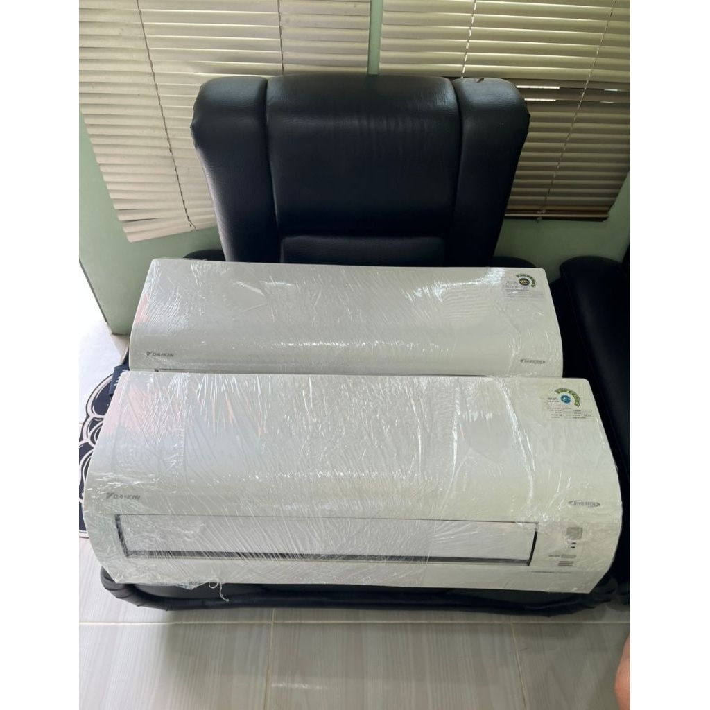 Ac Daikin 1/2pk inverter second unit only