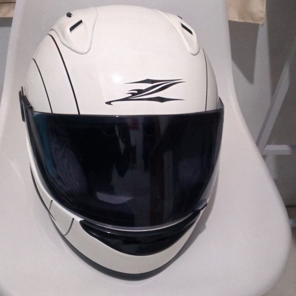 helm fullface yamaha fiat team ala ala arai size M kondisi mulus busa tebal