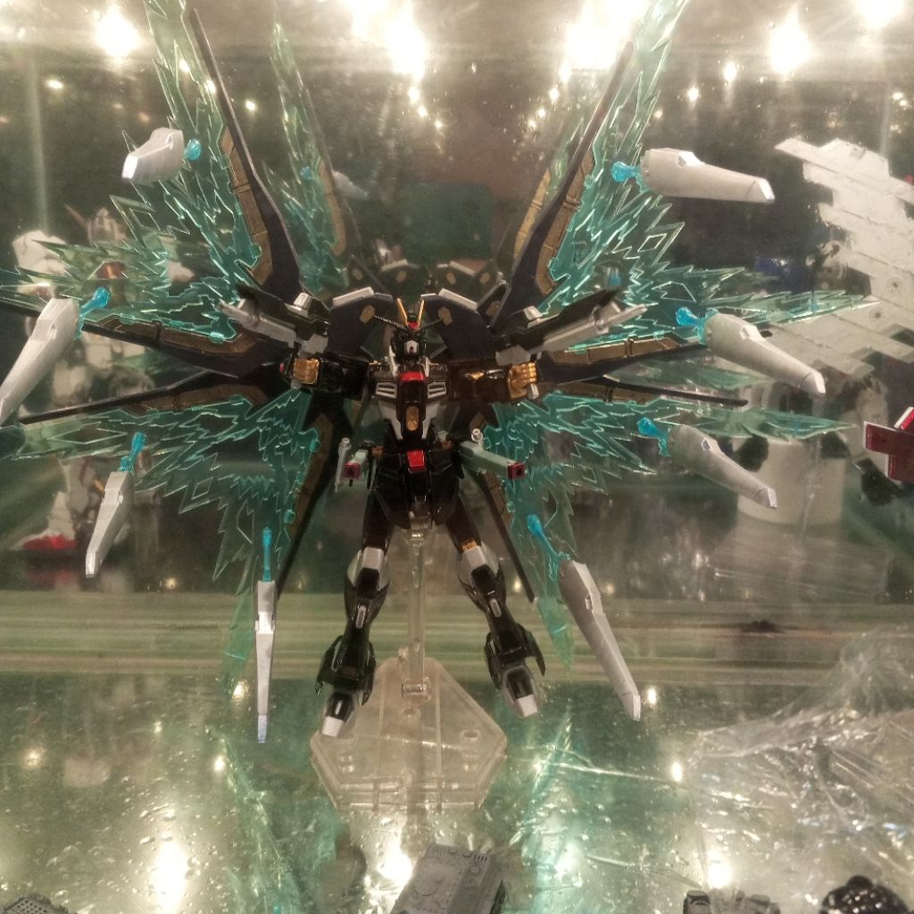 hg strike freedom revive painting