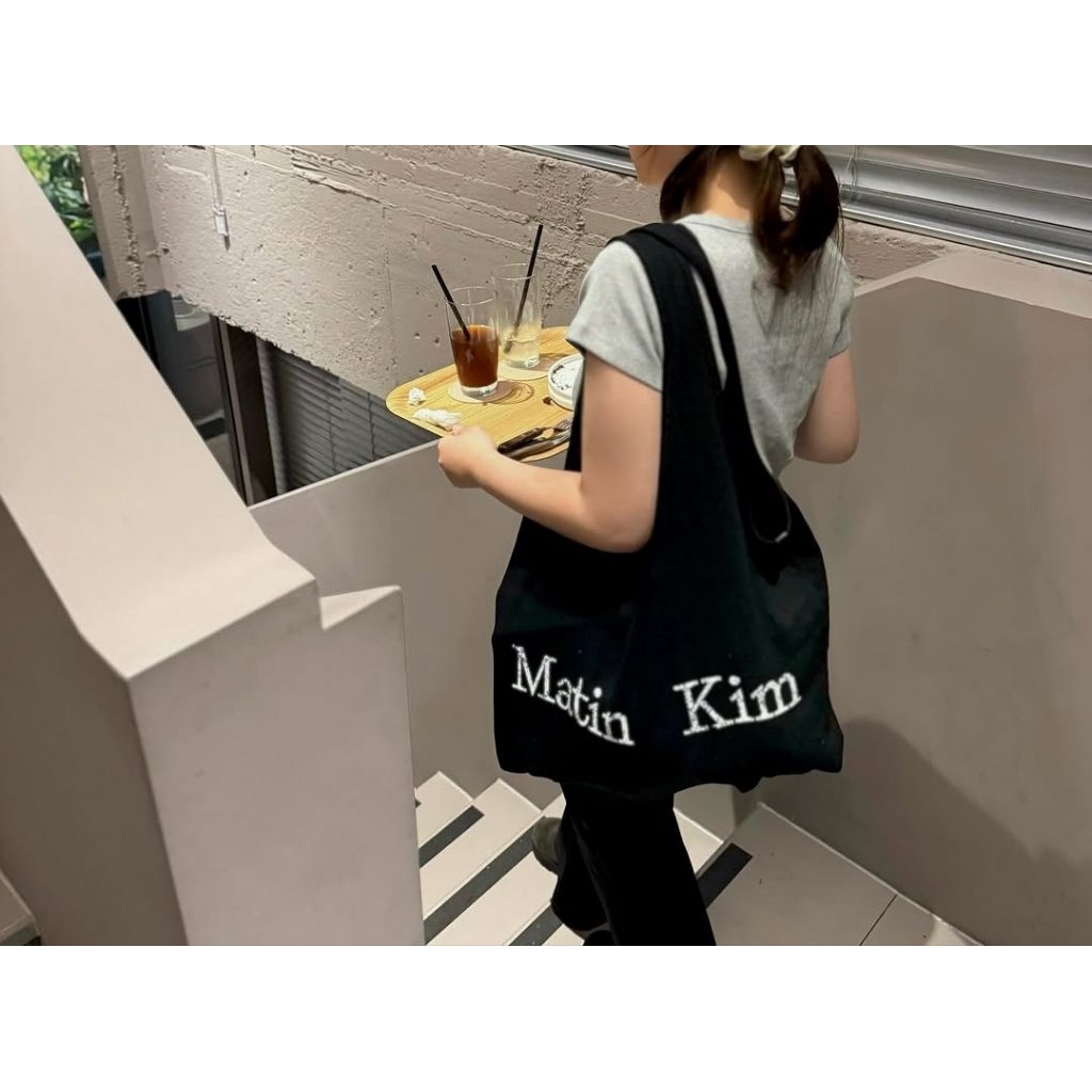 MatinKim tote bag cracked logo black