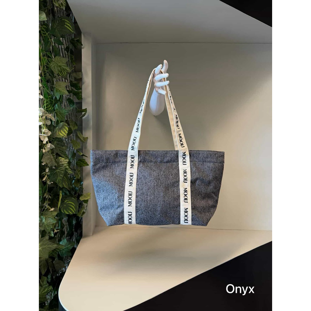 Mooij Ariel Tote Bag