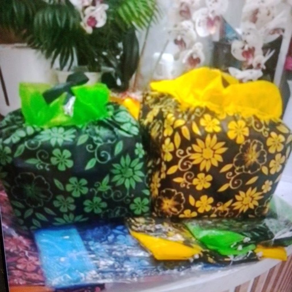 tas hajatan serut 22x22/ tas goodiebag/tas hajatan murah