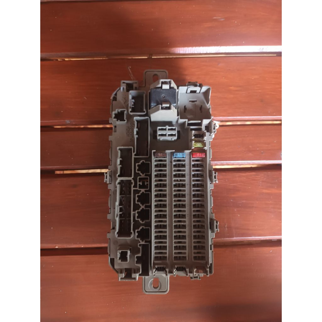 Box sekring BCM mobil Honda CRV Gen1 0riginal