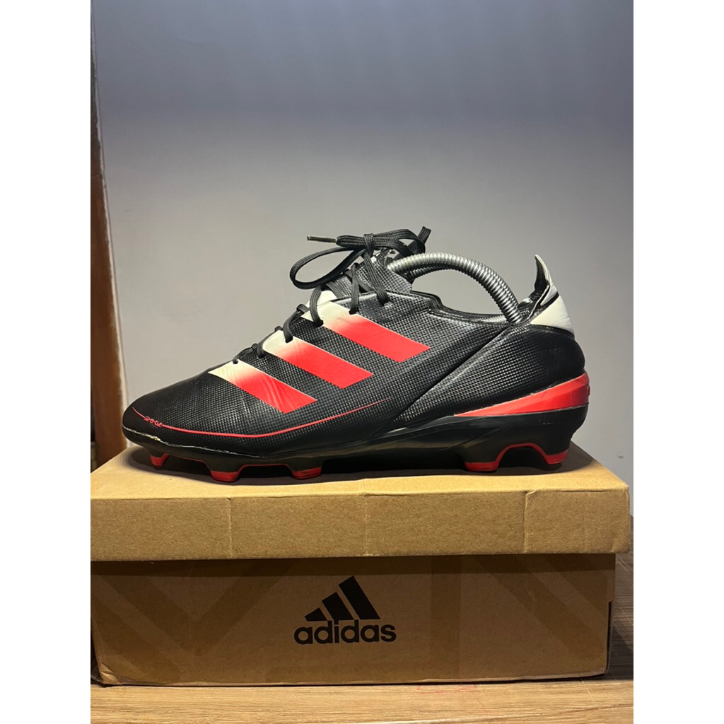 sepatu bola adidas gamemode no 44