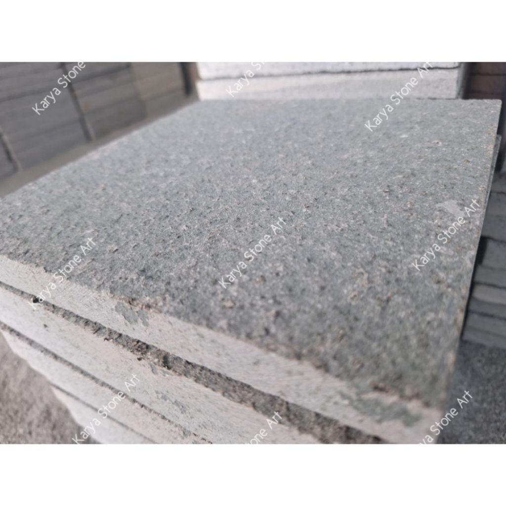 Batu Andesit Bakar 20x20cm | Batu Alam Andesit Bakar | Andesit Polos Bakar