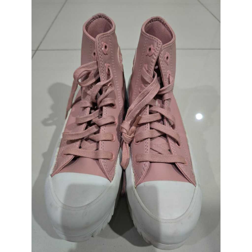 (PRELOVED) Sneakers Wanita / Sepatu Wanita / Unisex Sneakers