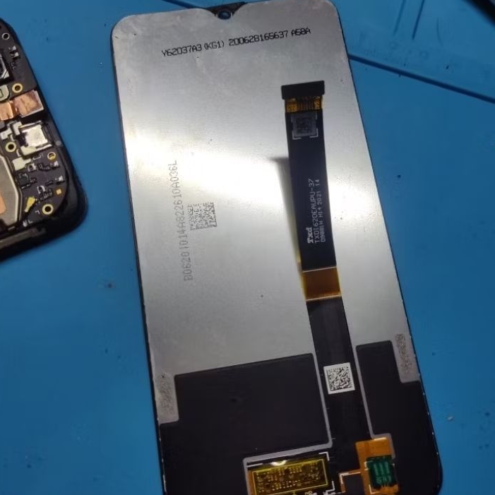 LCD OPPO A12 Ori Copotan minus sedikit kuning lihat foto selanjutnya