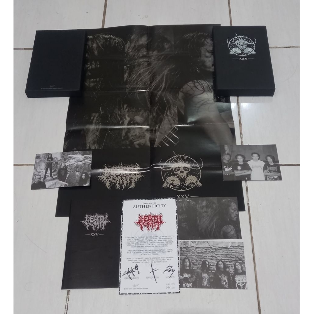 Boxset Death Vomit Tanpa CD Dan Kaset