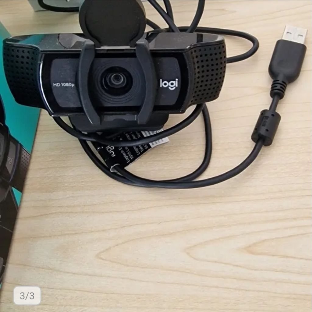 Logitech C920s Pro HD Webcam - Kualitas Video 1080p dengan Fitur HDR dan Penutup Privasi