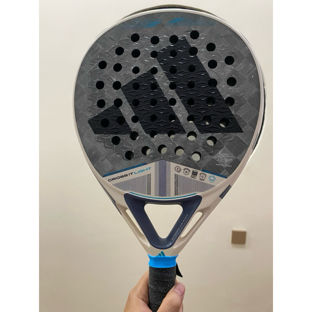 Raket Padel Wanita Adidas Cross It Martita Ortega 2025 Second