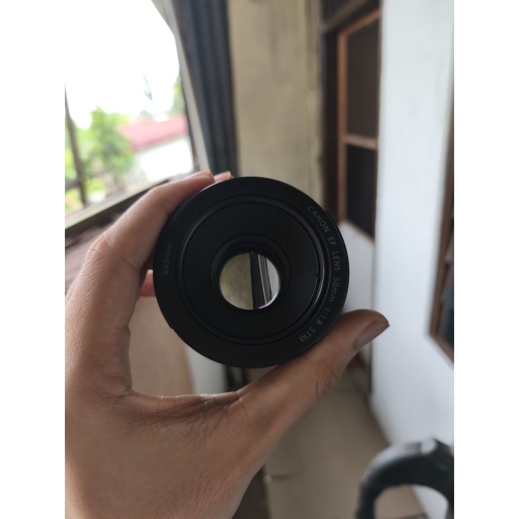 lensa fix Canon 50 mm