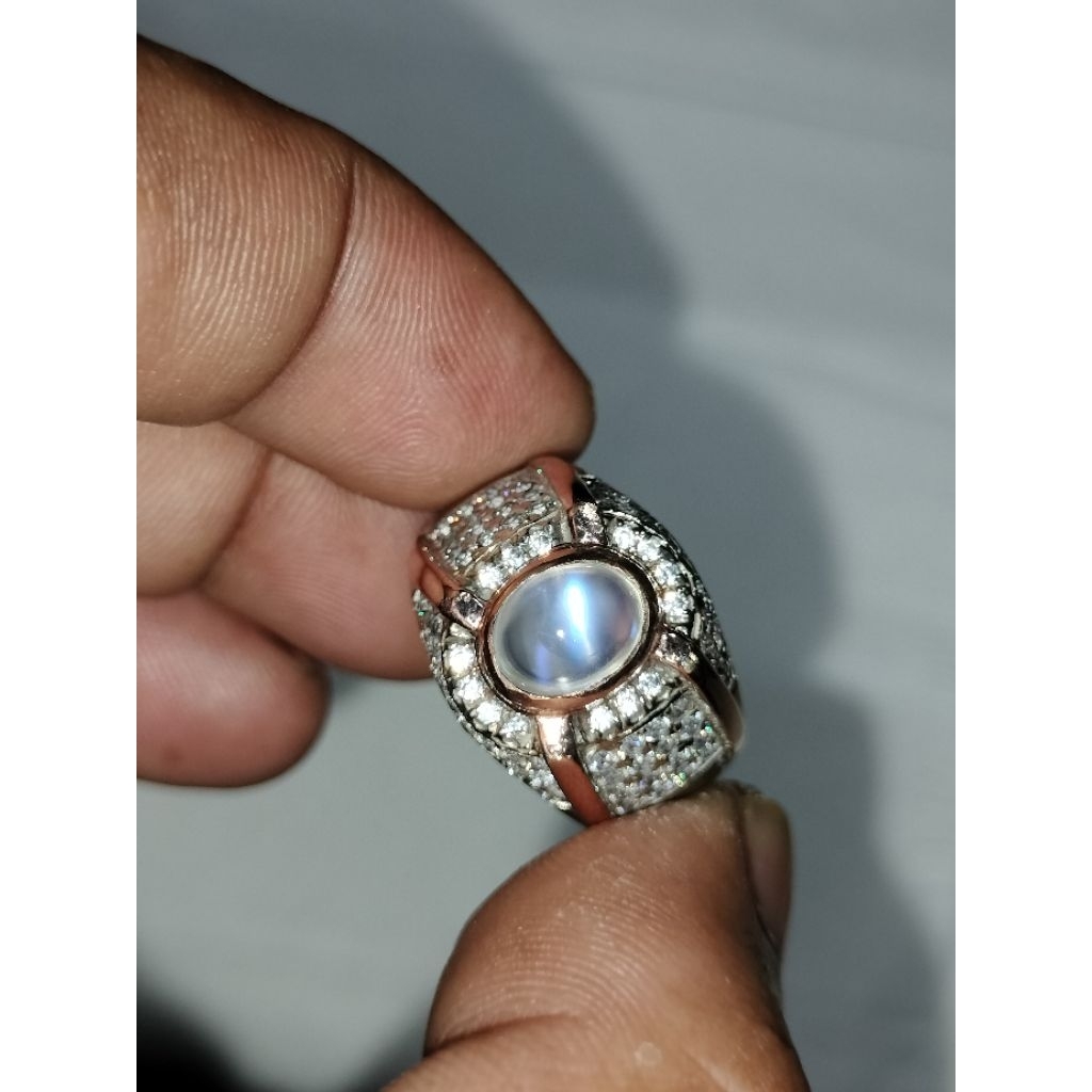 Natural moonstone srilanka