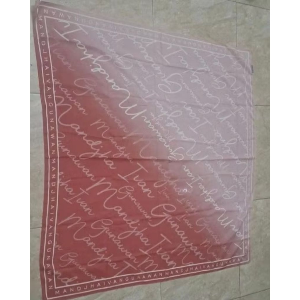 pl preloved Ivan Gunawan mandjha