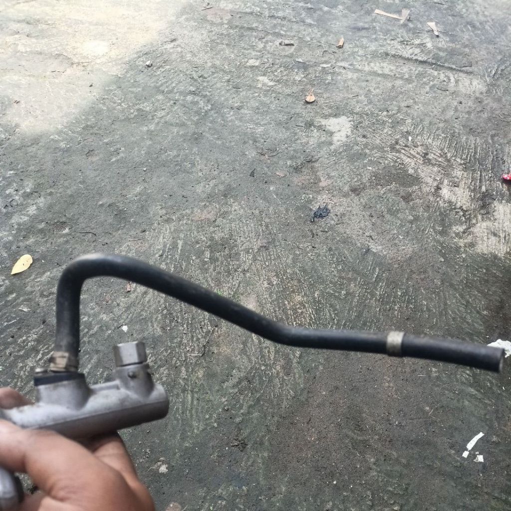 selang oli  kopling manual ori copotan jazz ge8