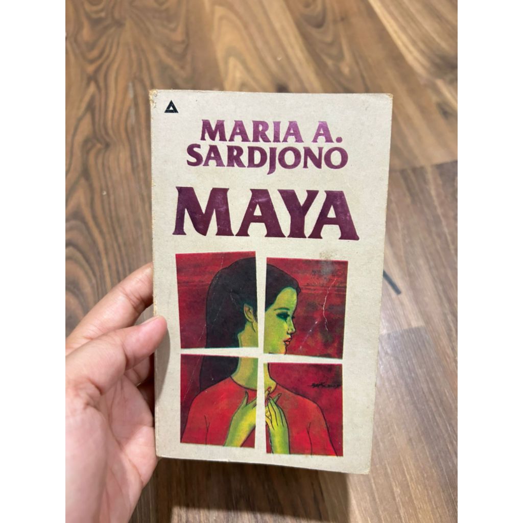 Buku Maria Sardjono - MAYA