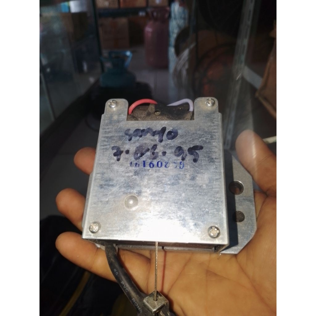 MOTOR DRAIN MESIN CUCI SANYO 1 TABUNG