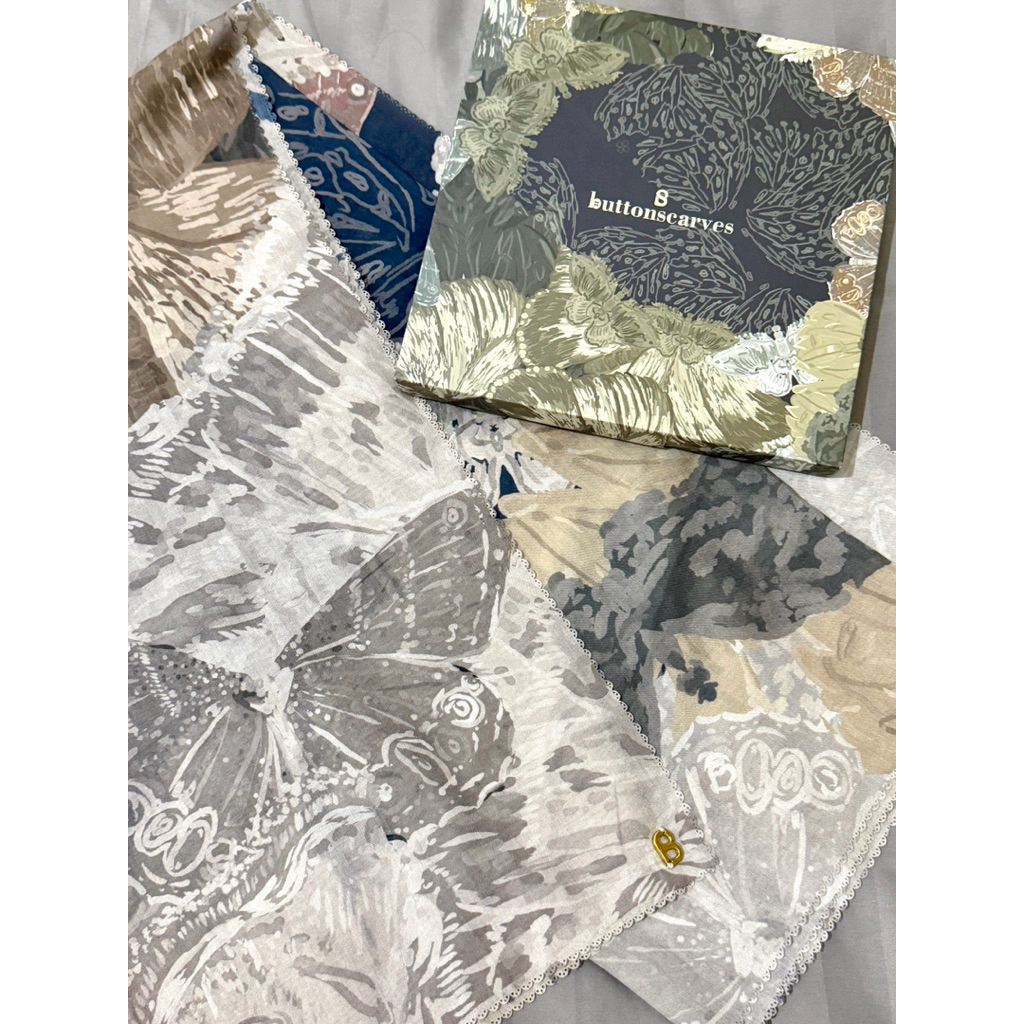 Preloved buttonscarves farsha grey navy voal square reguler