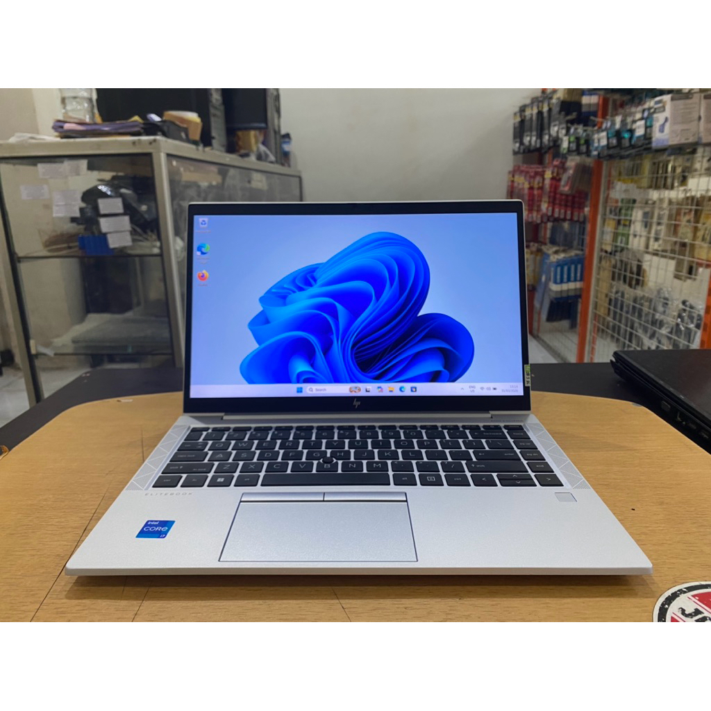 Laptop HP Elitebook 840 G8 Core i7Gen11 Ram 16GB SSD 256GB Slim Mulus