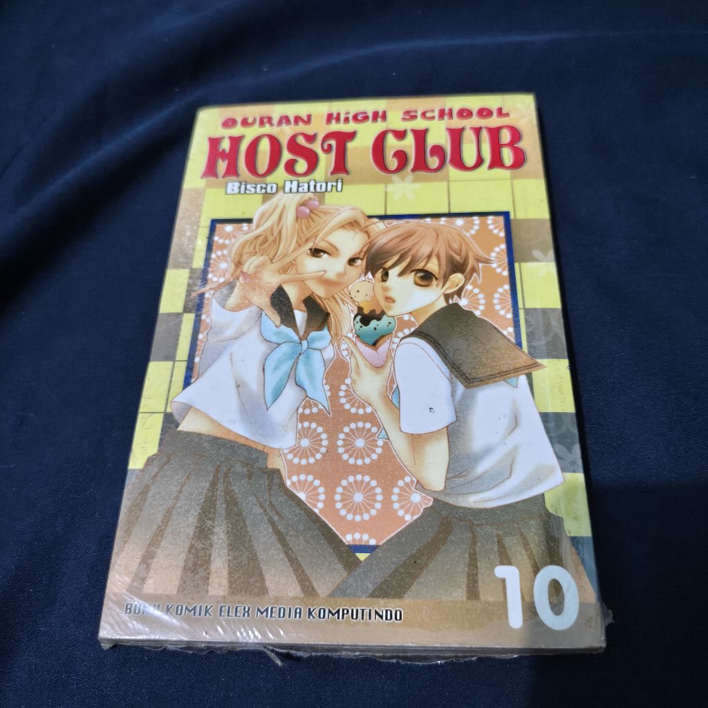 Komik Ouran High School Host Club 10 by Bisco Hatori