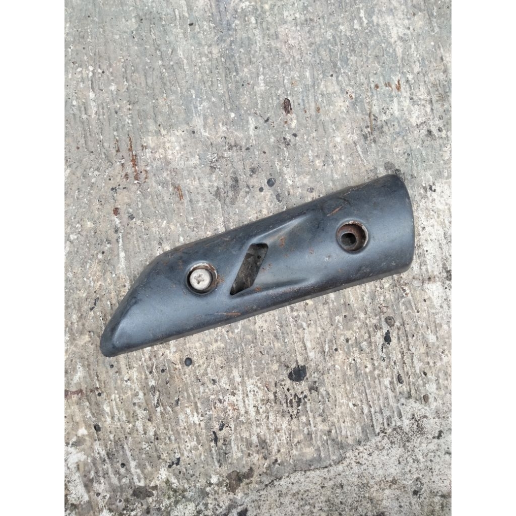 Cover knalpot Yamaha Vega r new/tameng knalpot bagian depan Vega r new second original