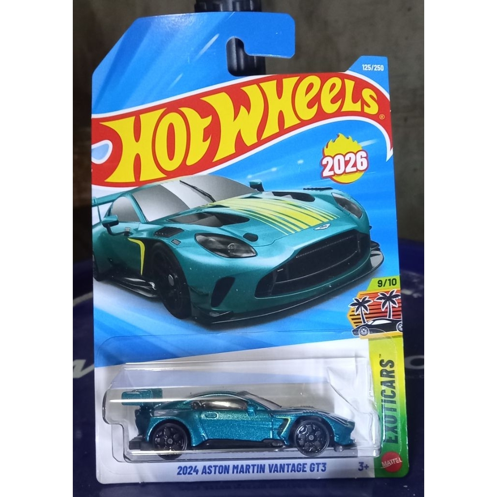 hotwheels 2024 ASTON MARTIN VANTAGE GT3 hw EXOTICS