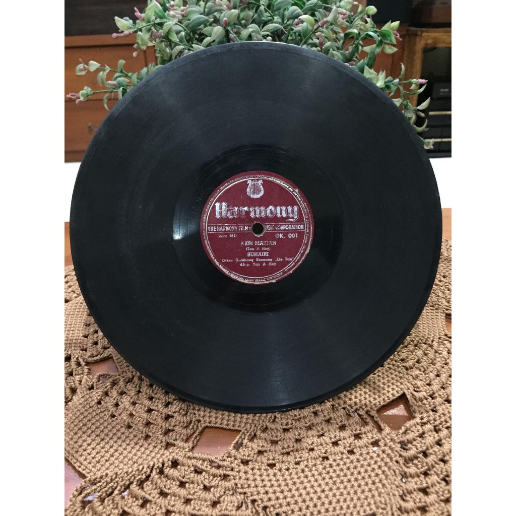 Vinyl Mien Sondakh - Aksi Kutjing & Gembala Sapi / Piringan Hitam Mien Sondakh - Aksi Kutjing & Gemb