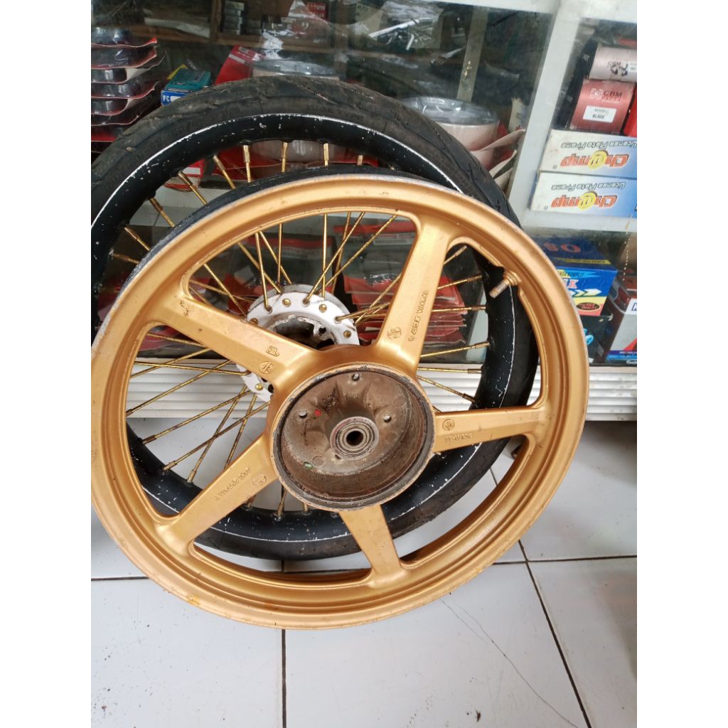 velg belakang Vixion old