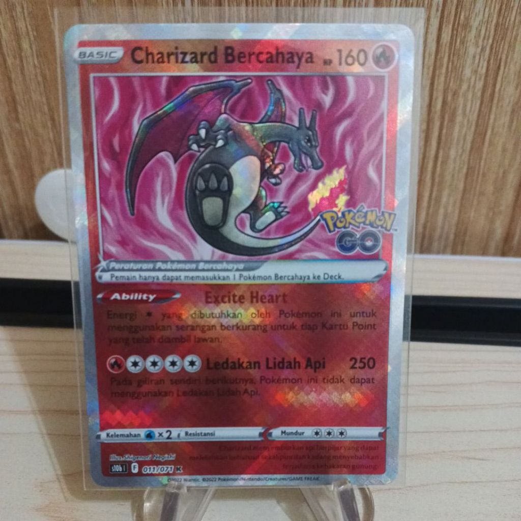 Charizard Bercahaya K 011/071 s10b Pokemon GO