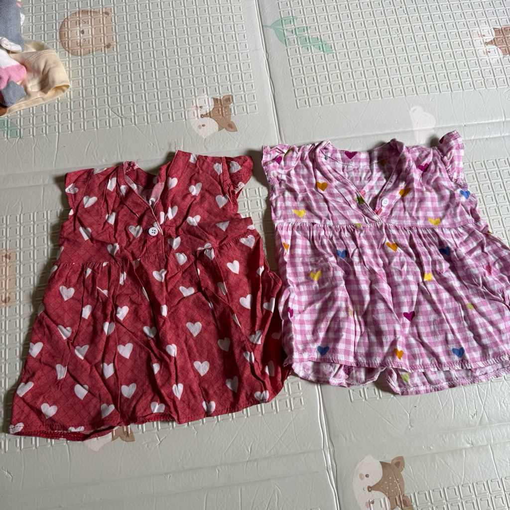 Preloved | Dress bayi perempuan bahan rayon / baju newbron kancing