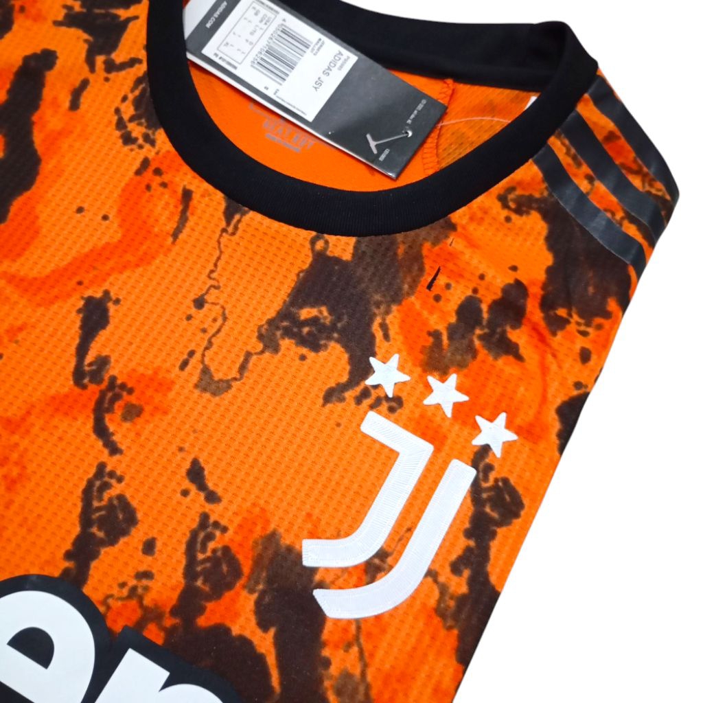 Juventus 3rd 20/21 Player Issue