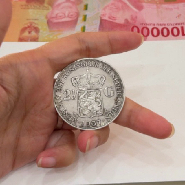 KOIN WILHELMINA / GULDEN 2½G ASLI BERBAHAN PERAK