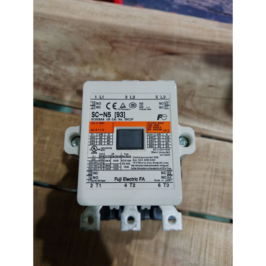 SC-N5 MAGNETIC CONTACTOR FUJI ELECTRIC 240V