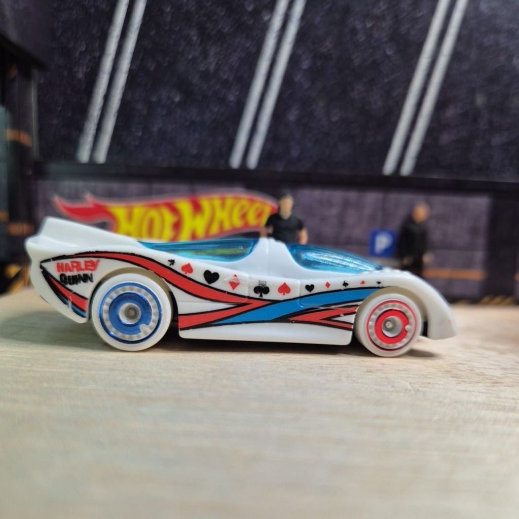 HOT WHEELS POWER PISTONS