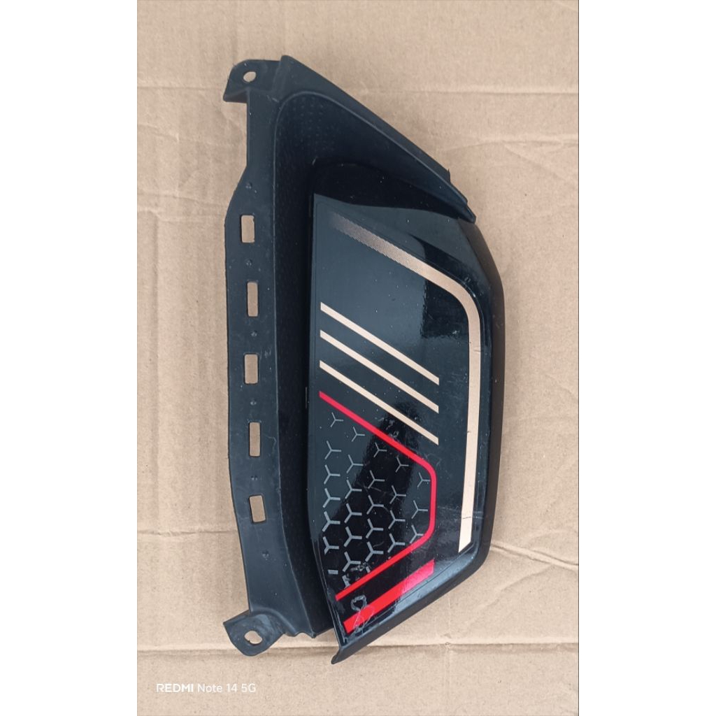 cover sayap kecil sirip kiri yamaha aerox new original scond