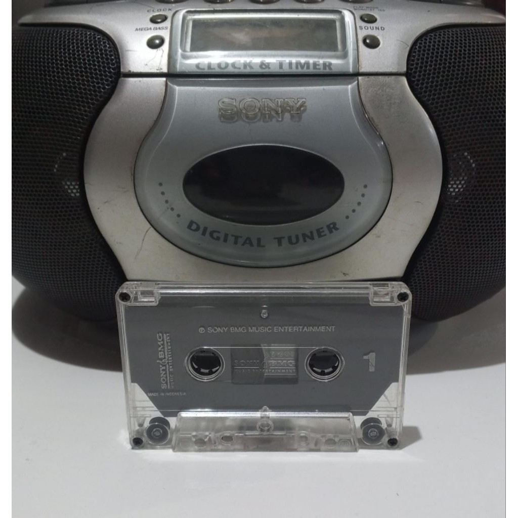 Kaset Pita Anggun C Sasmi