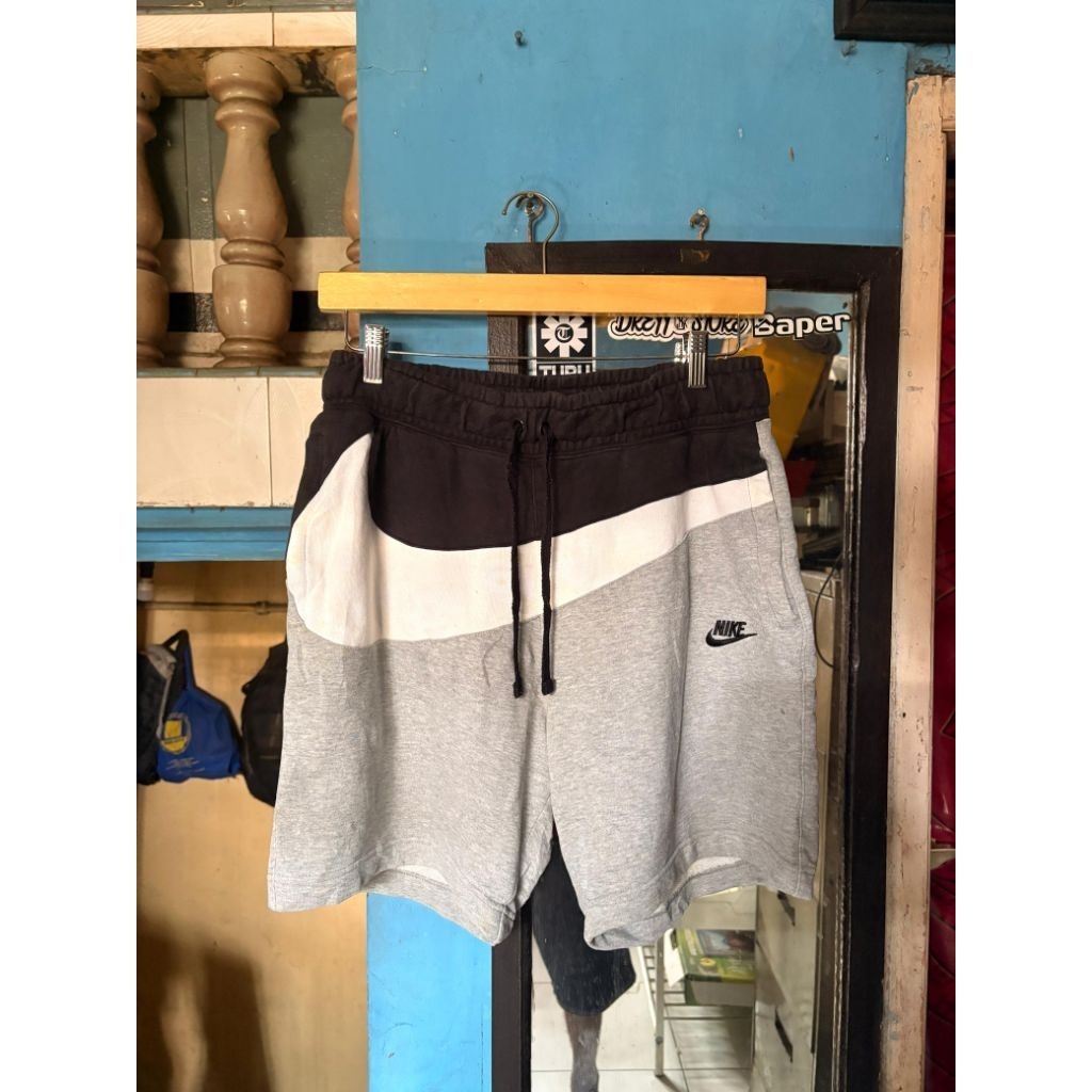 shorpants nike big woosh