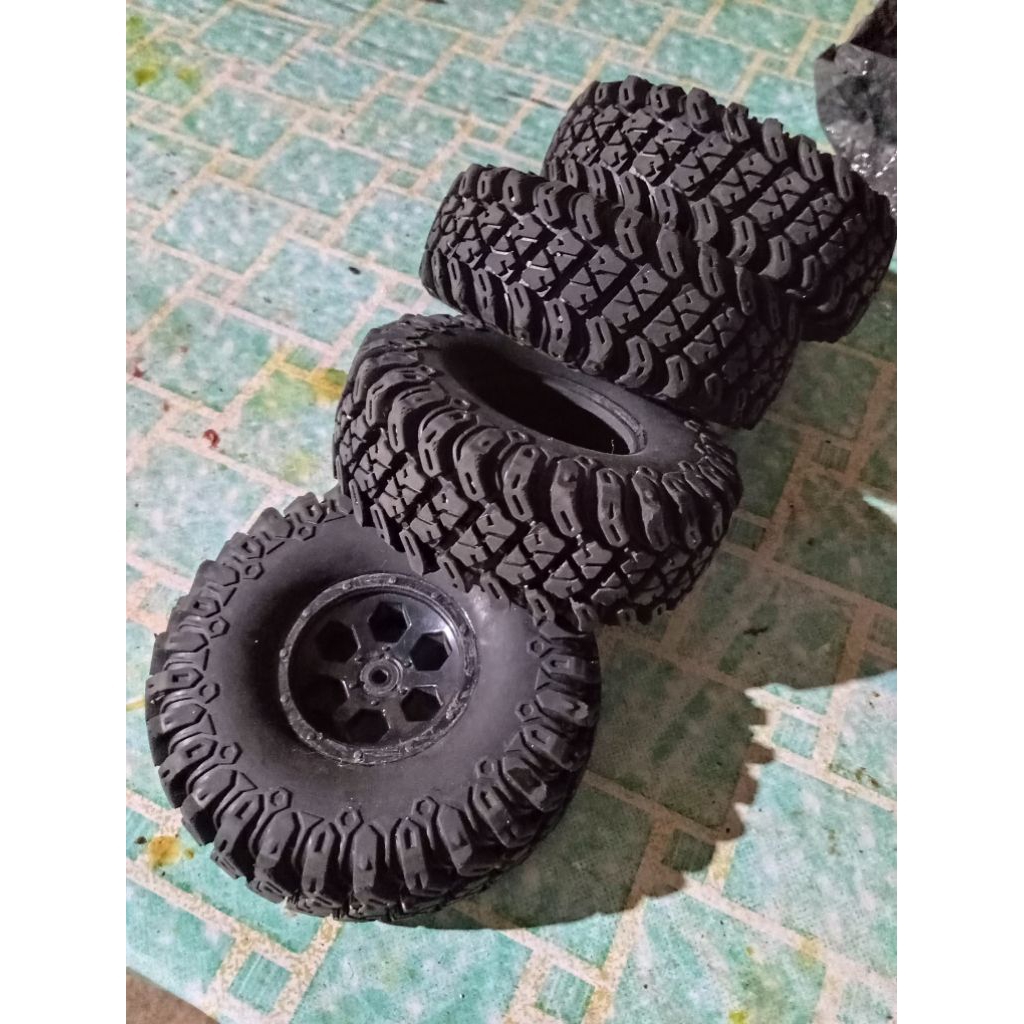RC car Adventure1/10 Part Bekas RGT.
