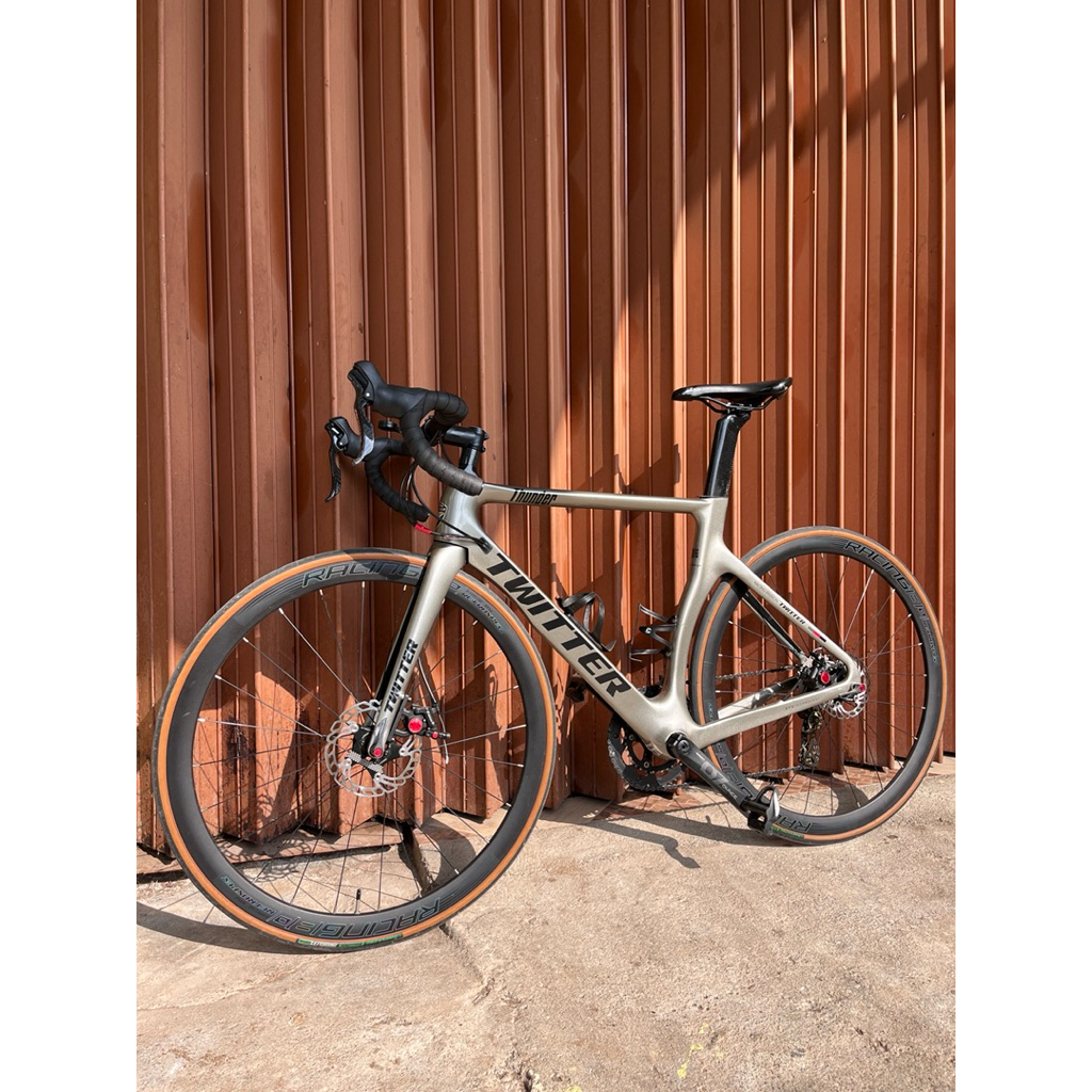 Roadbike Twitter Thunder Aero Discbrake Full Carbon