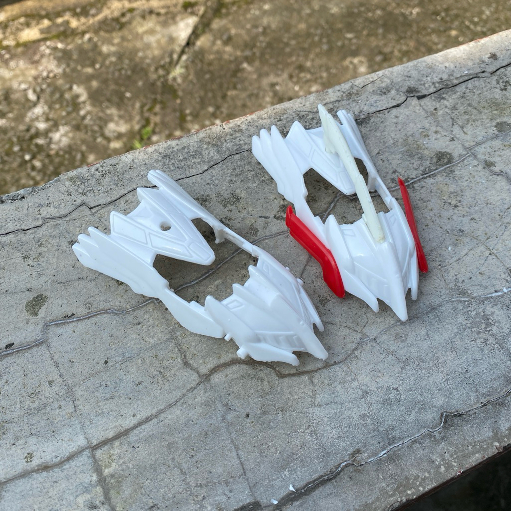 Cover Garuda Phoenix Recast putih Crush Gear