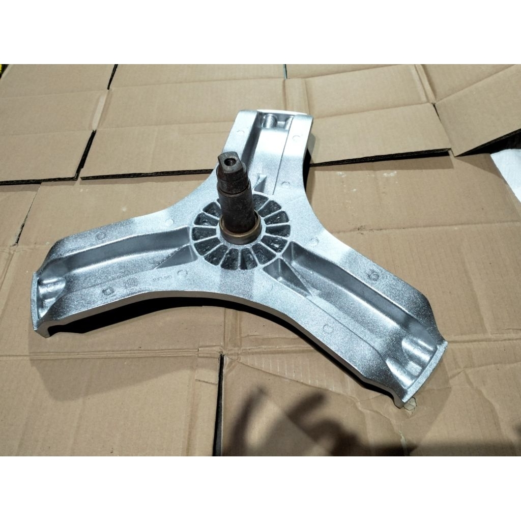 segitiga spider mesin cuci Electrolux ewf1082G ewf10831 ewf10832 ewf1090 copotan