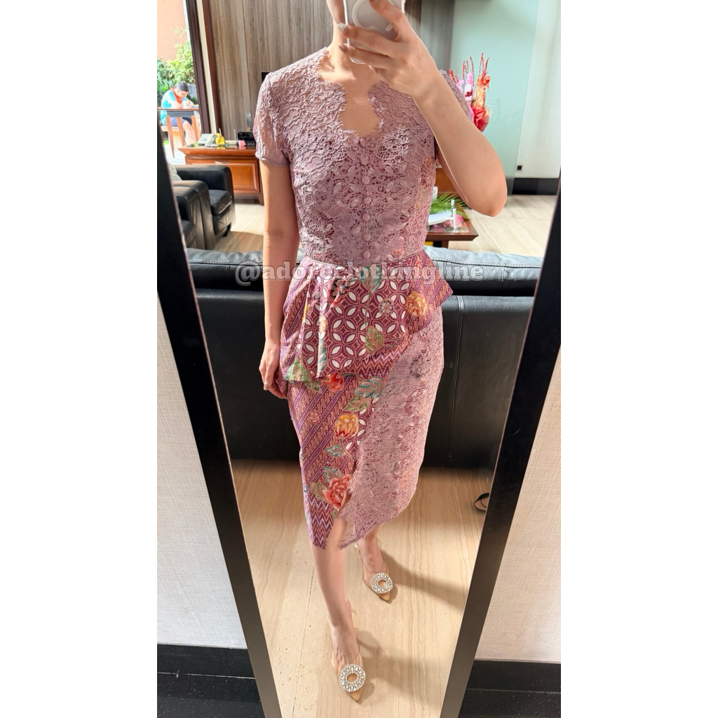 Dress Batik Peplum Lace Ungu - Adore