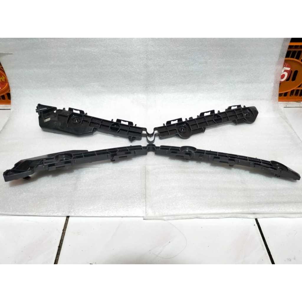 bracket bumper belakang fortuner VRZ original
