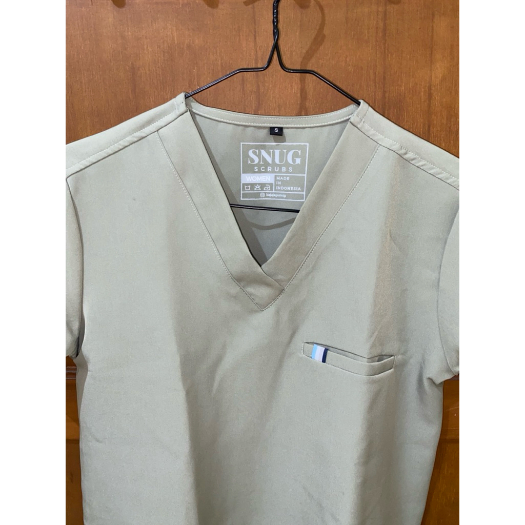 [New] Snug Scrub Set Light Sage Prive Series