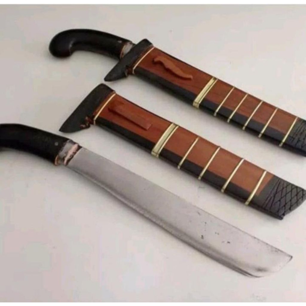 Putra katana termurah golok Cibatu /golok pemotong kayu dan bambu/golok asli bajaper/full tank/siap 