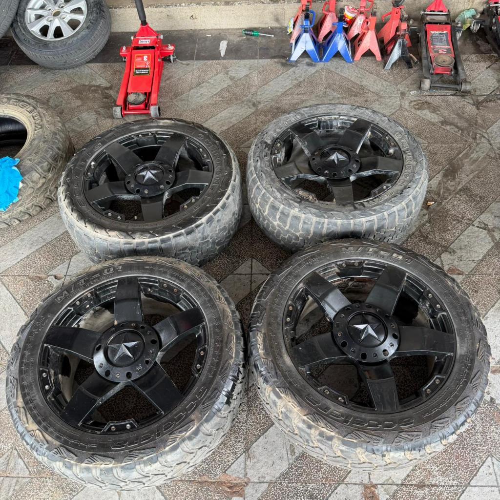 VELG/PELEK MOBIL SECOND HSR RING20 BAUT6X139 COCOK UNTUK HILLUX.FORTUNER.PAJERO.DLL