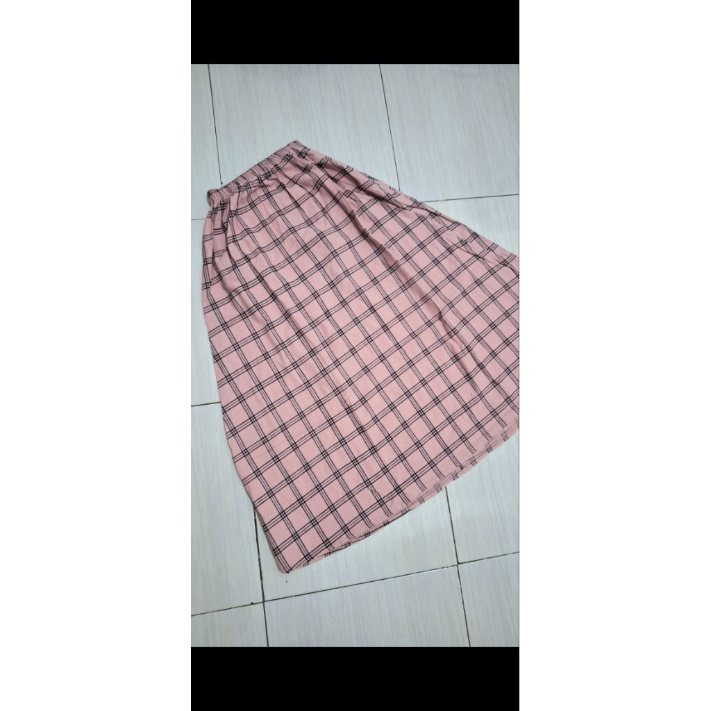 PRELOVED ROK PINK