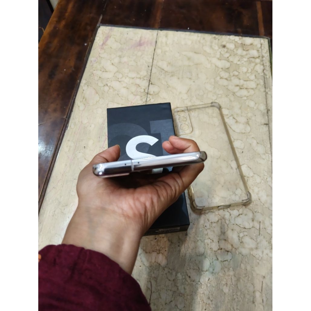 Samsung galaxy S21 plus 5g ram 8/256gb