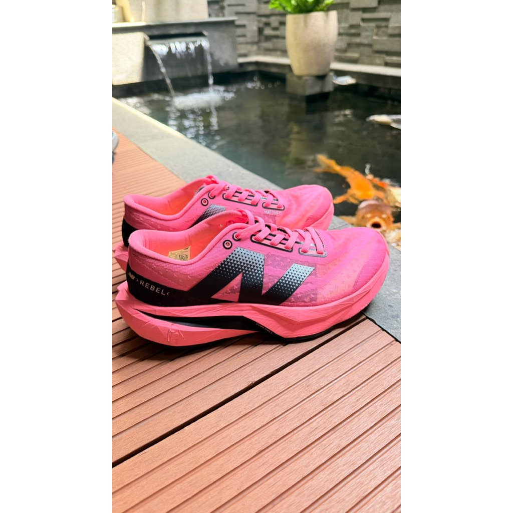 preloved sepatu lari / Running shoes New Balance Original 100%